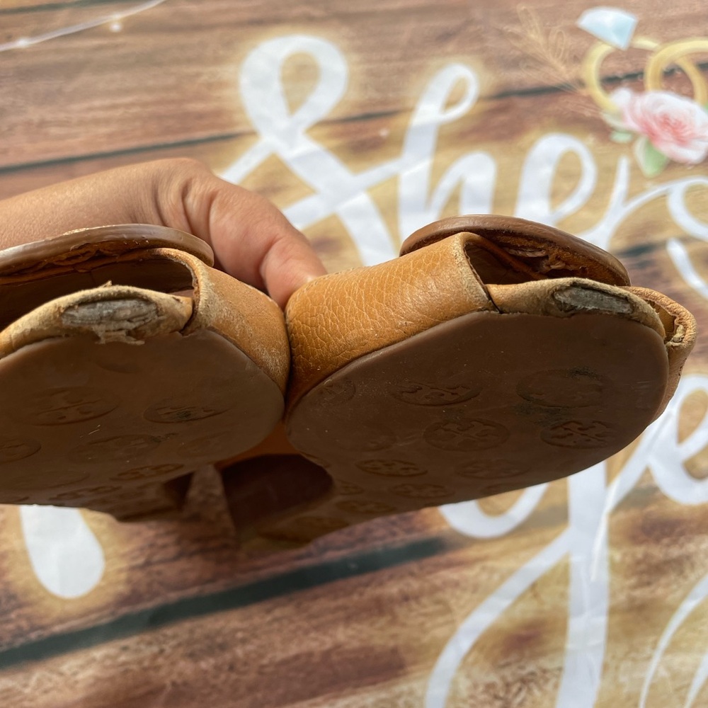 Tory Burch Leather heels - Picture 6 of 11